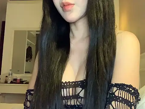 Angela-Angela online show from 06/13/26, 05:44