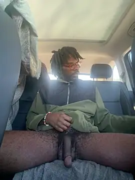 Snapshot of makemestayhard chatting on 02/01/26, 05:00 makemestayhard online show from 02/01/26, 05:00