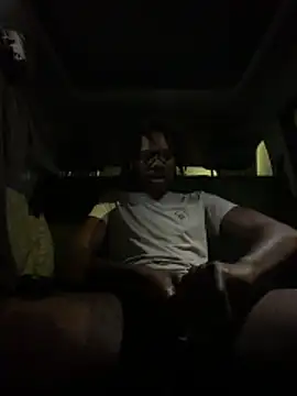 Snapshot of makemestayhard chatting on 02/27/26, 12:38 makemestayhard online show from 02/27/26, 12:38