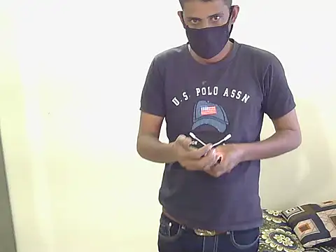 Snapshot of hotcuple7 chatting on 02/18/26, 04:19 hotcuple7 online show from 02/18/26, 04:19