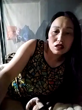 Snapshot of Tina-beo chatting on 02/13/26, 08:27 Tina-beo online show from 02/13/26, 08:27