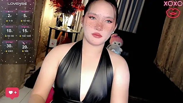 Snapshot of IsabellaXoXo69 chatting on 05/02/26, 12:04 IsabellaXoXo69 online show from 05/02/26, 12:04