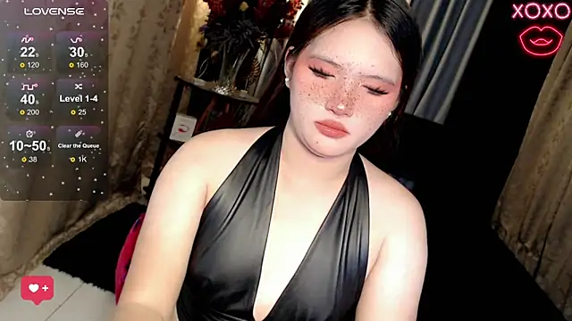 Snapshot of IsabellaXoXo69 chatting on 05/08/26, 01:22 IsabellaXoXo69 online show from 05/08/26, 01:22