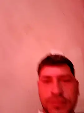 Snapshot of elvergon23139 chatting on 02/06/26, 03:15 elvergon23139 online show from 02/06/26, 03:15