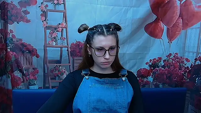 LilianaShine online show from 03/08/26, 06:17