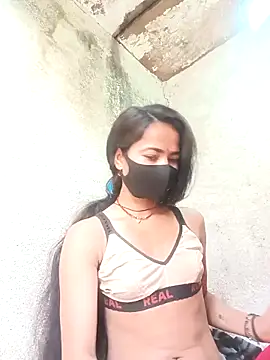 Sunali Bendre online show from 02/24/26, 02:31