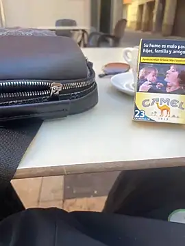 Snapshot of sifoubba91 chatting on 04/05/26, 11:51 sifoubba91 online show from 04/05/26, 11:51