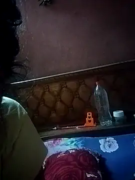 x -hot online show from 04/09/26, 07:19