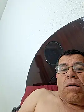 Snapshot of eros3442 chatting on 02/06/26, 04:17 eros3442 online show from 02/06/26, 04:17