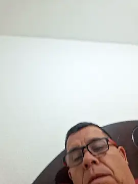 Snapshot of eros3442 chatting on 03/01/26, 04:03 eros3442 online show from 03/01/26, 04:03