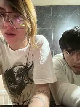 Snapshot of Winniedepootha chatting on 02/19/26, 05:36 Winniedepootha online show from 02/19/26, 05:36