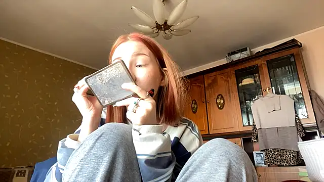 Snapshot of LaureenVielma chatting on 02/07/26, 08:07 LaureenVielma online show from 02/07/26, 08:07