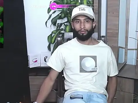 Snapshot of _noahdiaz chatting on 02/07/26, 10:02 noahdiaz online show from 02/07/26, 10:02