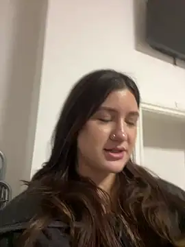 Snapshot of shyhabibi chatting on 01/31/26, 09:35 shyhabibi online show from 01/31/26, 09:35