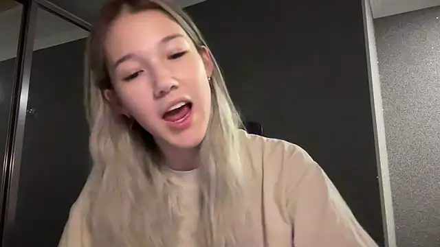 lilXdomiii online show from 03/13/26, 07:42