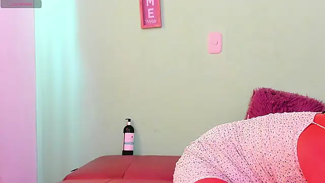 teresamature online show from 04/01/26, 07:33