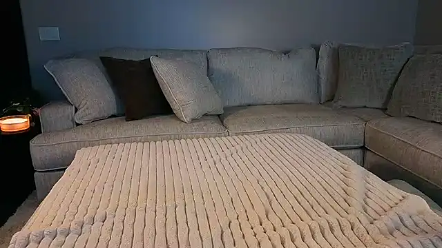 Snapshot of Hot_Wife_Amber chatting on 02/05/26, 03:00 Hot Wife Amber online show from 02/05/26, 03:00