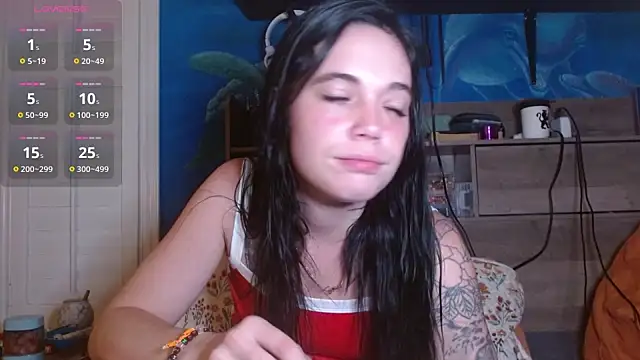 ahungkittykat online show from 06/17/26, 12:13