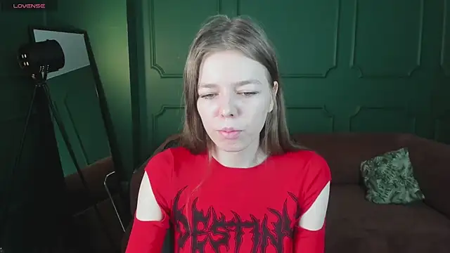 Snapshot of _Tina_Tayllor_ chatting on 02/25/26, 02:37 Tina Tayllor online show from 02/25/26, 02:37