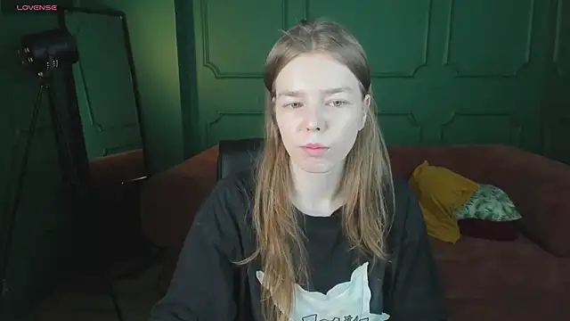  Tina Tayllor  online show from 03/16/26, 01:37