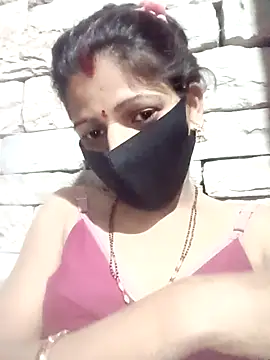 Snapshot of Divya-11431 chatting on 02/04/26, 03:51 Divya-11431 online show from 02/04/26, 03:51