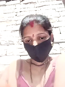 Snapshot of Divya-11431 chatting on 02/10/26, 04:00 Divya-11431 online show from 02/10/26, 04:00