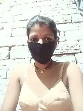 Divya-11431 online show from 06/15/26, 08:44