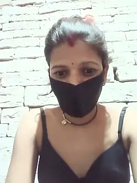 Divya-11431 online show from 06/17/26, 06:49