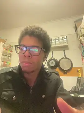 Snapshot of ELPikaPreta chatting on 02/15/26, 12:29 ELPikaPreta online show from 02/15/26, 12:29