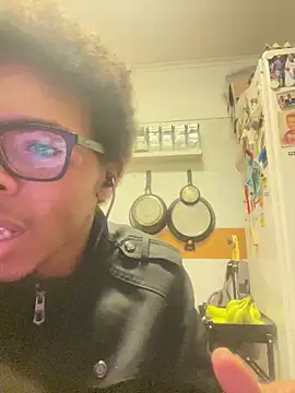 Snapshot of ELPikaPreta chatting on 02/16/26, 01:24 ELPikaPreta online show from 02/16/26, 01:24