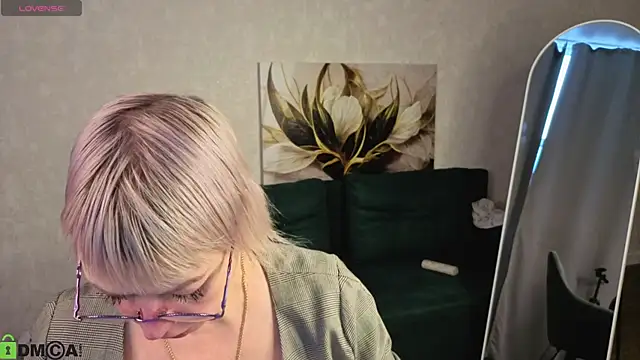 Snapshot of Ann_Annise chatting on 02/25/26, 09:08 Ann Annise online show from 02/25/26, 09:08