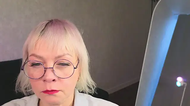 Snapshot of Ann_Annise chatting on 03/03/26, 01:34 Ann Annise online show from 03/03/26, 01:34