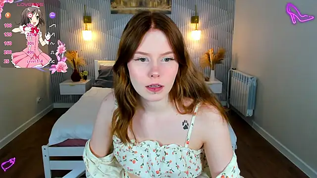 Julia Anis online show from 03/12/26, 01:01