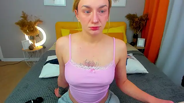 PollyRoseX online show from 04/23/26, 01:29