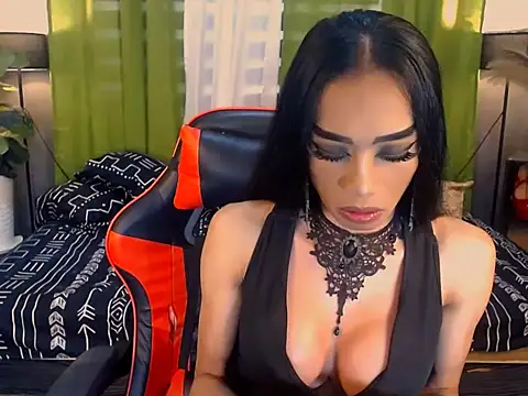 Snapshot of VeshtidaTS chatting on 02/17/26, 03:36 VeshtidaTS online show from 02/17/26, 03:36