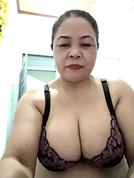 Baby-bigtits2026 online show from 03/04/26, 10:43