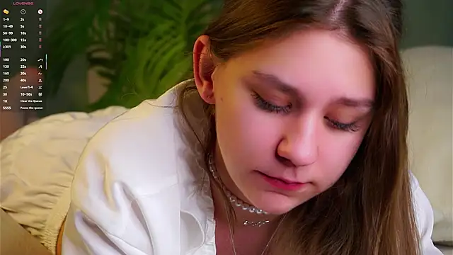 Snapshot of ShantellAngulo chatting on 02/17/26, 01:24 ShantellAngulo online show from 02/17/26, 01:24