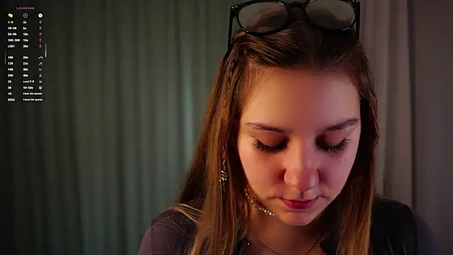 ShantellAngulo online show from 04/13/26, 01:44