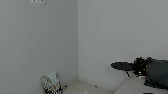 Snapshot of MollyLusty chatting on 02/13/26, 08:43 MollyLusty online show from 02/13/26, 08:43