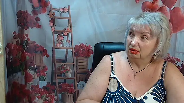 Snapshot of RenataDaster chatting on 05/22/26, 11:27 RenataDaster online show from 05/22/26, 11:27