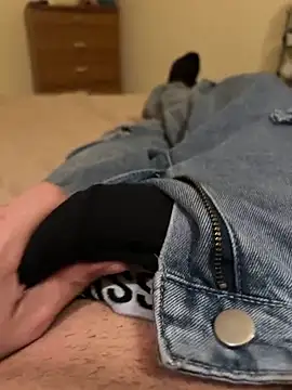 Snapshot of MarkoCum93 chatting on 02/15/26, 06:15 MarkoCum93 online show from 02/15/26, 06:15