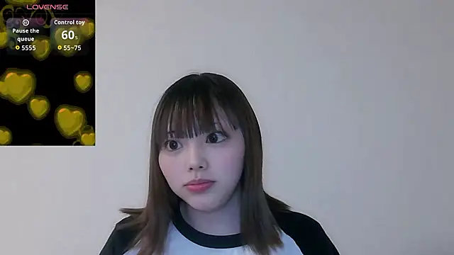 Snapshot of chanri_ chatting on 02/23/26, 09:39 chanri online show from 02/23/26, 09:39