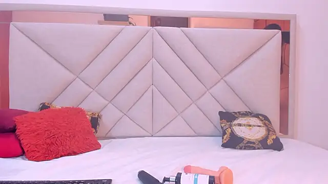 AmberQueen1 online show from 02/21/26, 12:06