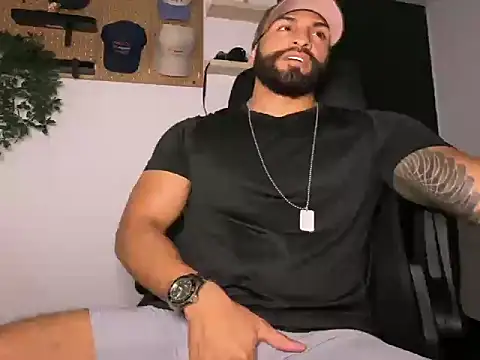 Snapshot of SamDornan51 chatting on 03/01/26, 02:02 SamDornan51 online show from 03/01/26, 02:02