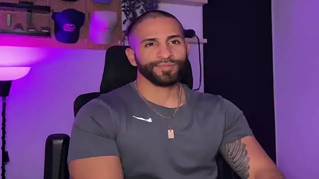 SamDornan51 online show from 04/17/26, 03:42