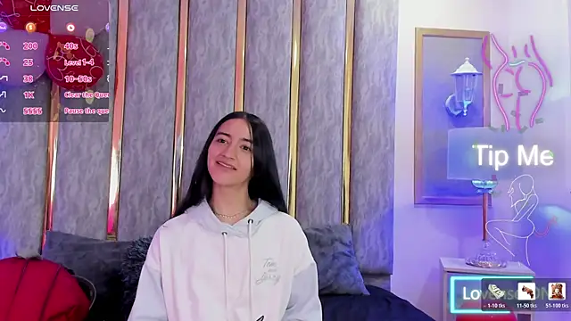 Snapshot of KeniaVelvet_ chatting on 02/26/26, 04:50 KeniaVelvet online show from 02/26/26, 04:50