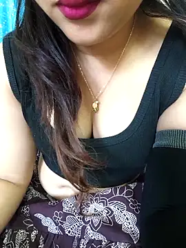 divyajaan4763 online show from 04/22/26, 07:22