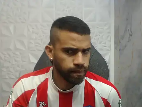 Snapshot of chacorta_ chatting on 02/12/26, 01:17 chacorta online show from 02/12/26, 01:17