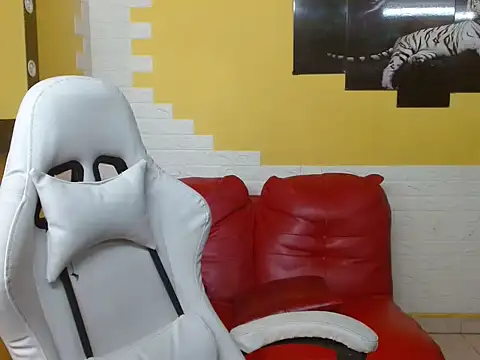 chacorta  online show from 04/23/26, 02:08