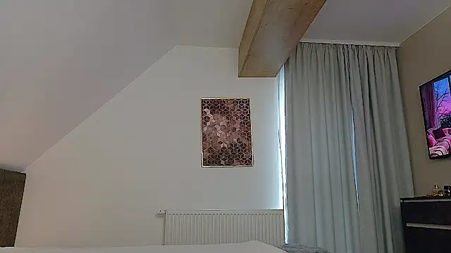 Snapshot of BerryeBoo chatting on 02/07/26, 11:03 BerryeBoo online show from 02/07/26, 11:03